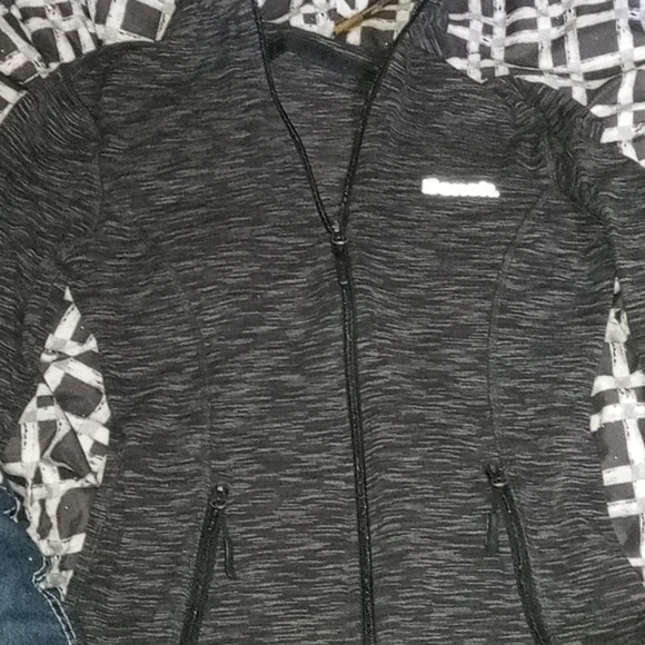 womens bench sportfit sweater size small - Picture 3 of 4